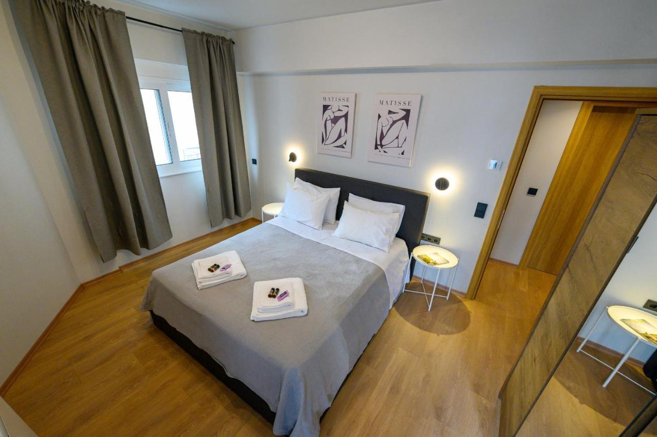 Plato 88 Apartment Каламата Екстериор снимка