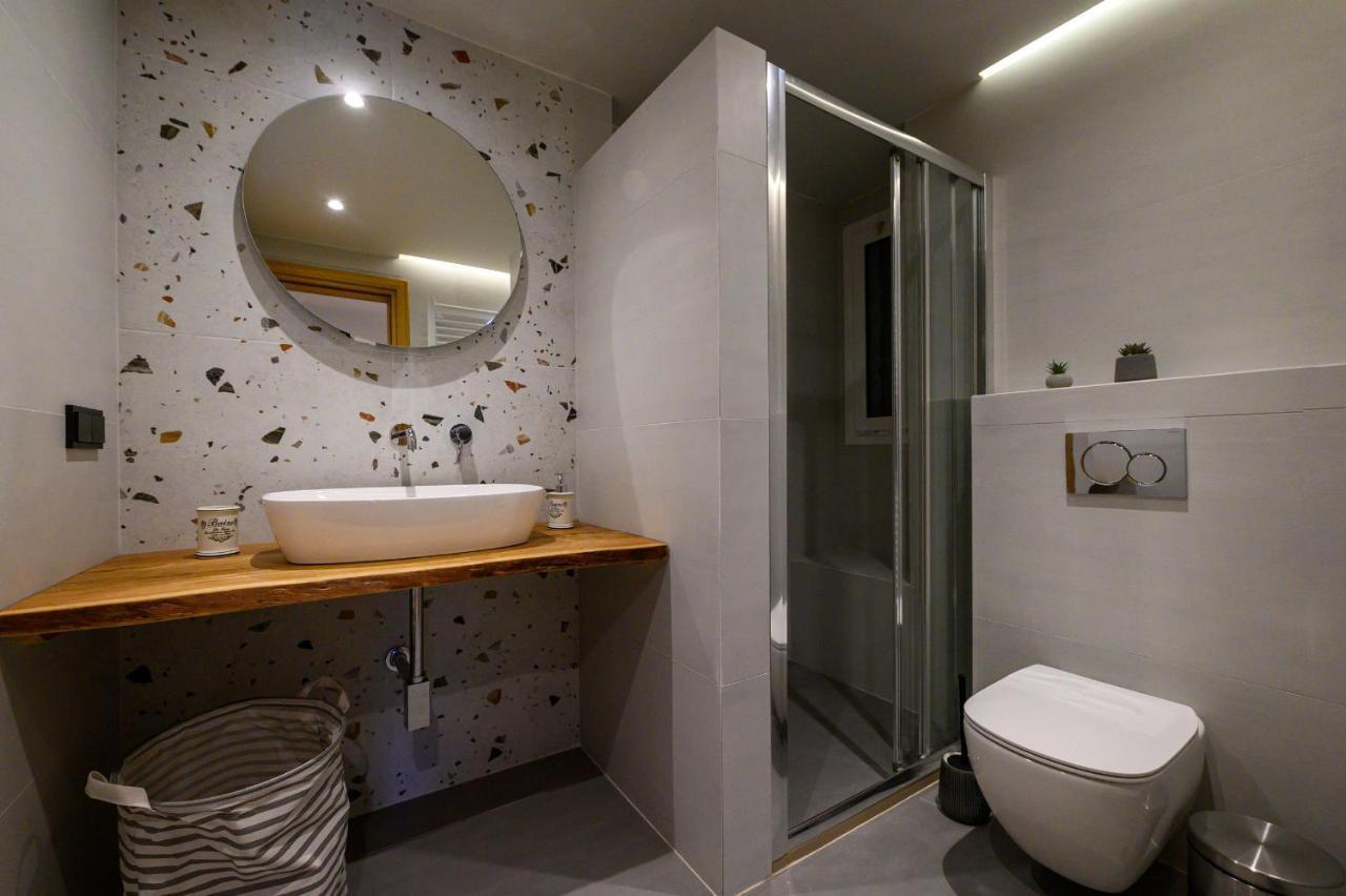 Plato 88 Apartment Каламата Екстериор снимка