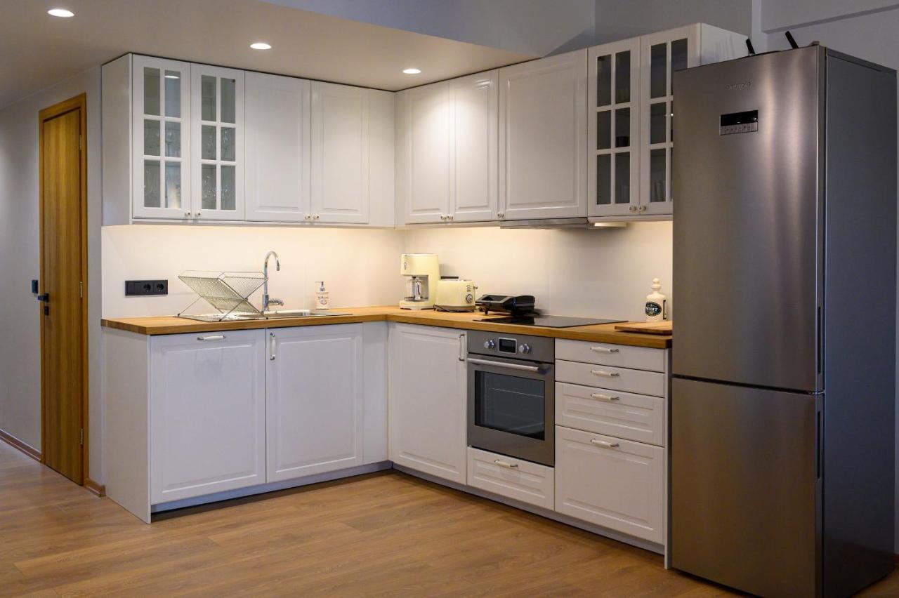 Plato 88 Apartment Каламата Екстериор снимка