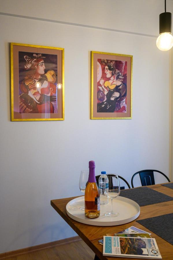 Plato 88 Apartment Каламата Екстериор снимка