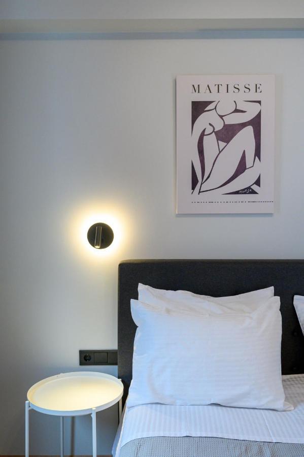 Plato 88 Apartment Каламата Екстериор снимка