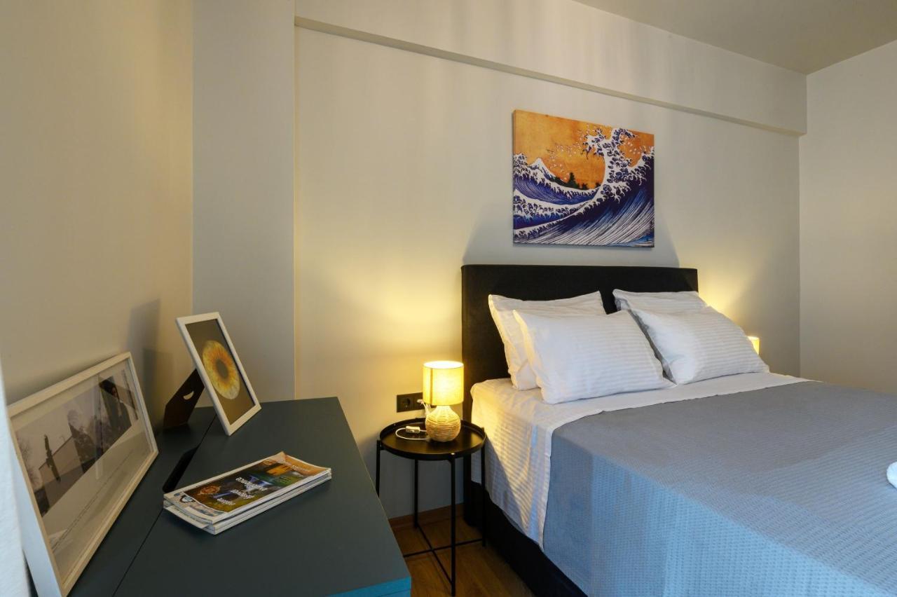 Plato 88 Apartment Каламата Екстериор снимка