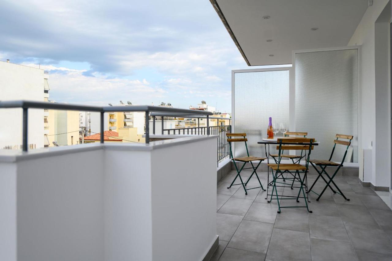 Plato 88 Apartment Каламата Екстериор снимка