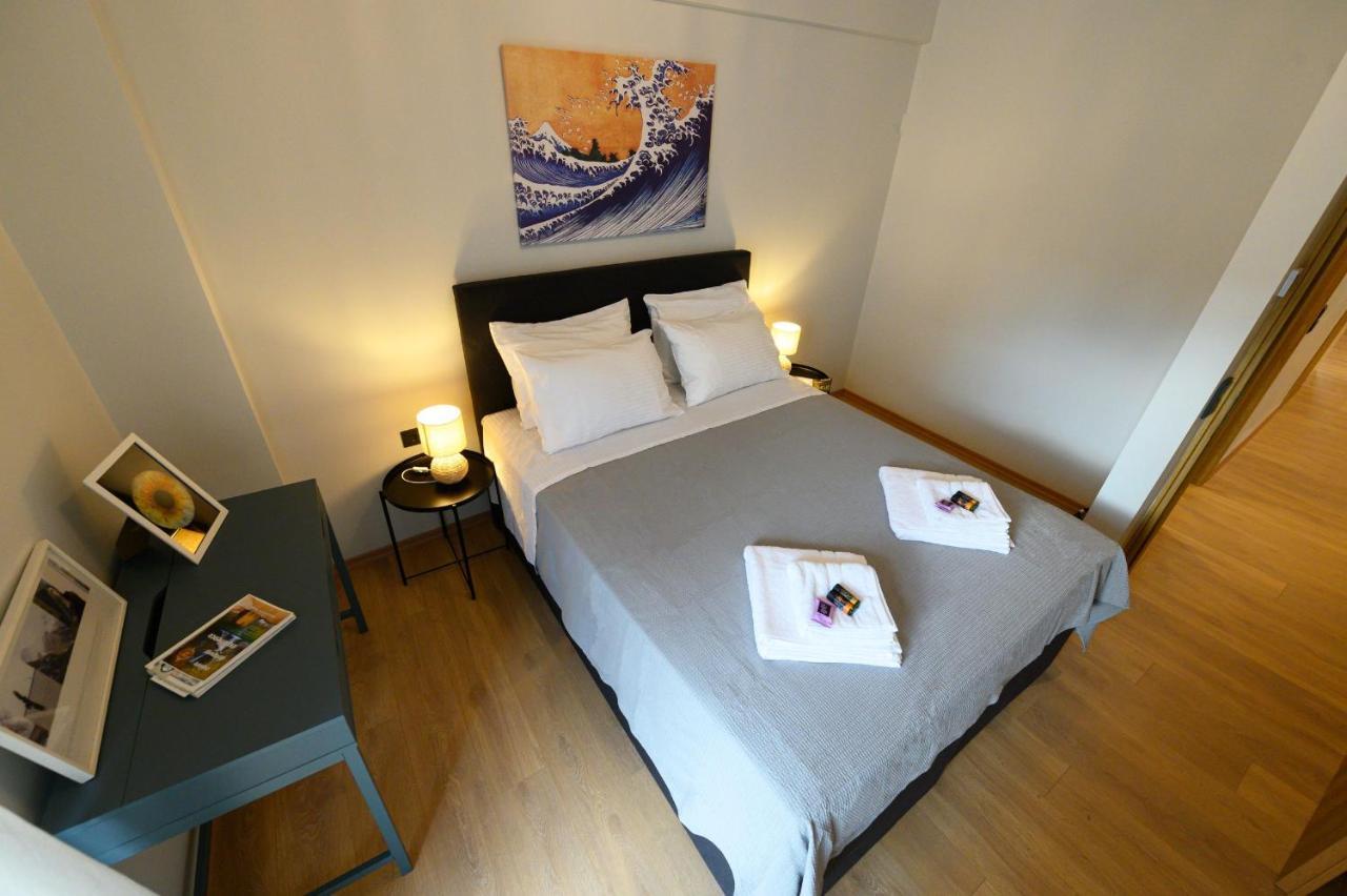 Plato 88 Apartment Каламата Екстериор снимка