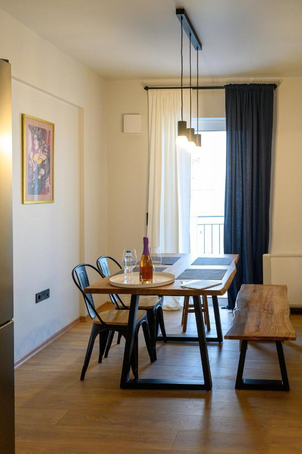 Plato 88 Apartment Каламата Екстериор снимка