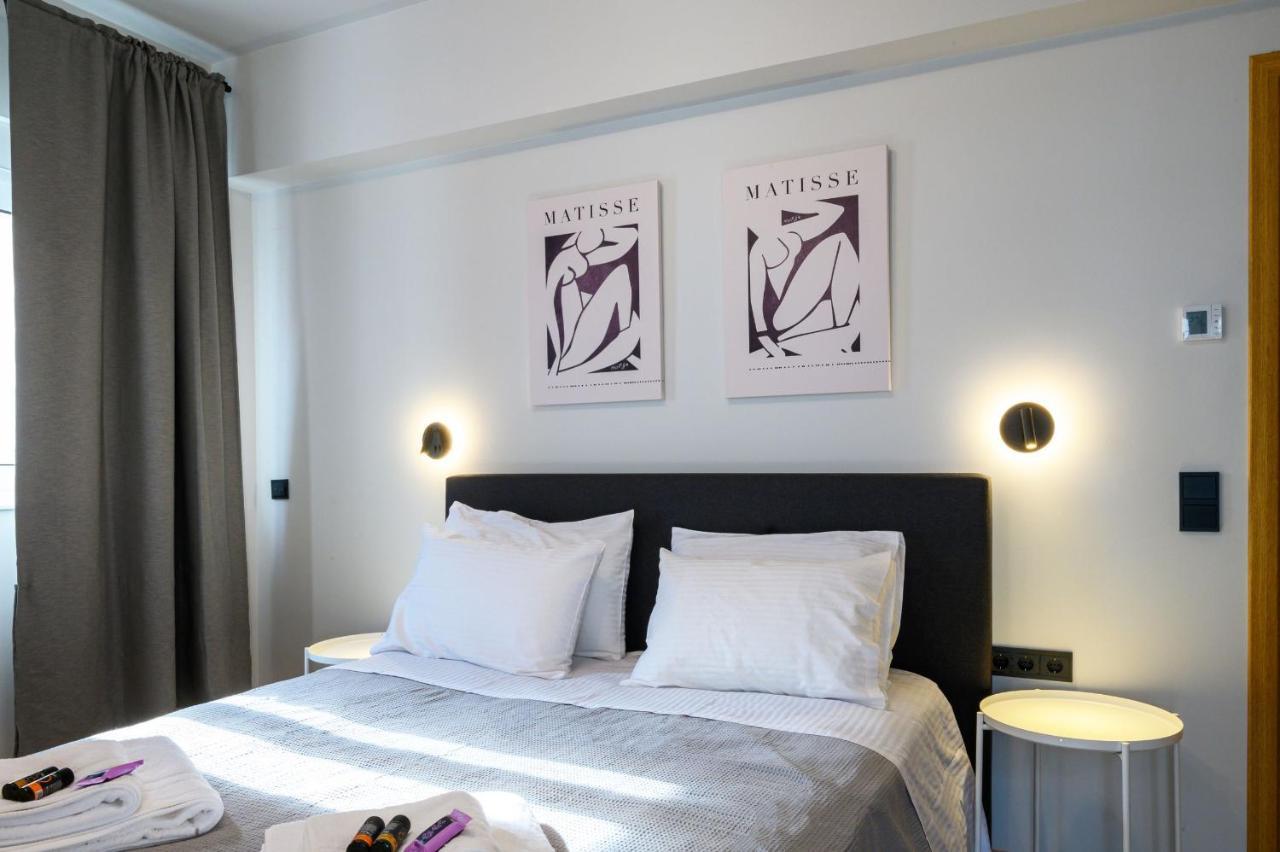 Plato 88 Apartment Каламата Екстериор снимка