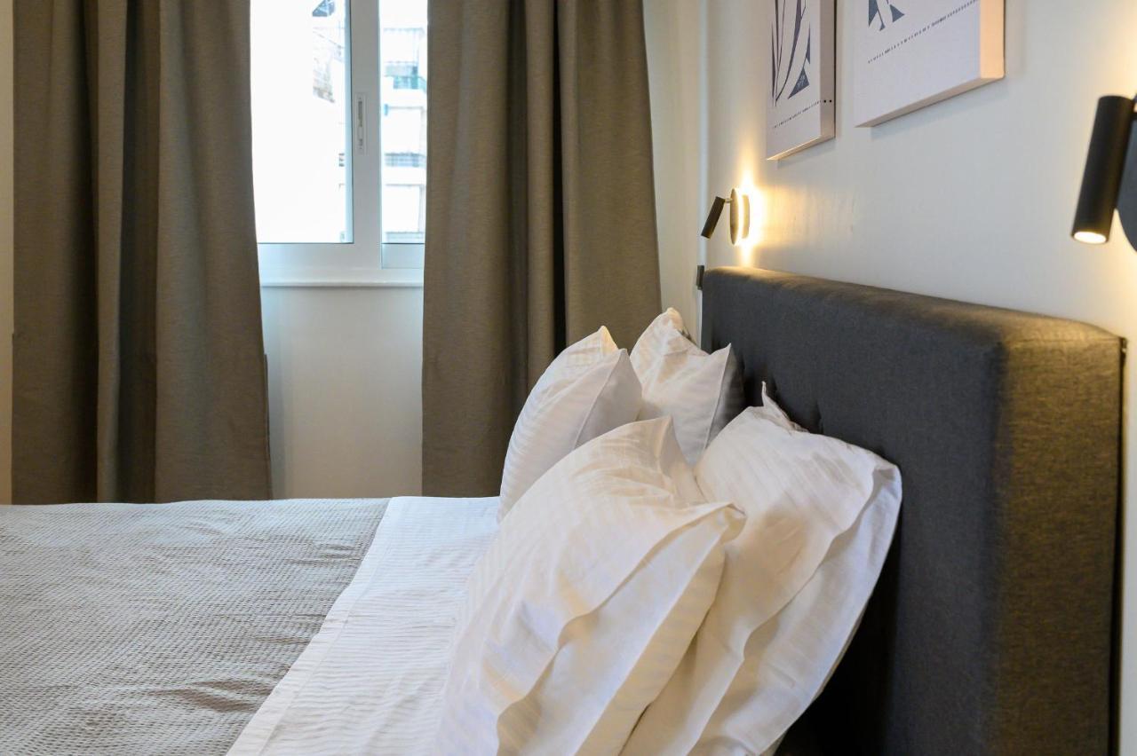 Plato 88 Apartment Каламата Екстериор снимка