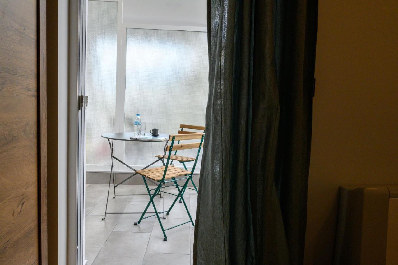 Plato 88 Apartment Каламата Екстериор снимка