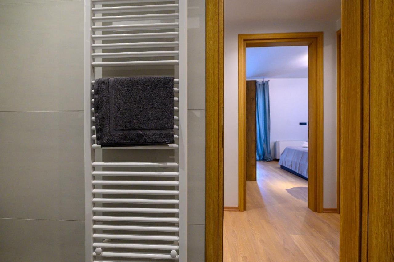 Plato 88 Apartment Каламата Екстериор снимка